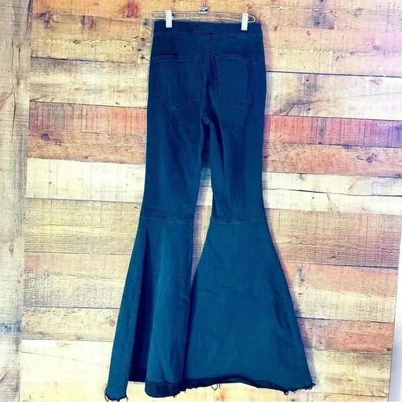 WE The Free Just Float On Flare Jeans - Picture 5 of 9